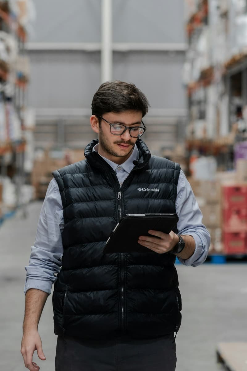 On-site dossier and compliance verification